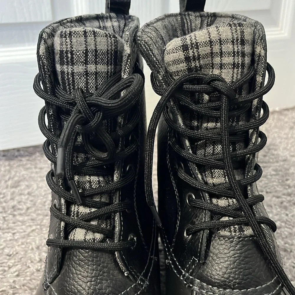 Sporto Women's Rain Boots Black Gray Plaid Rain Lace Up - Picture 5 of 8